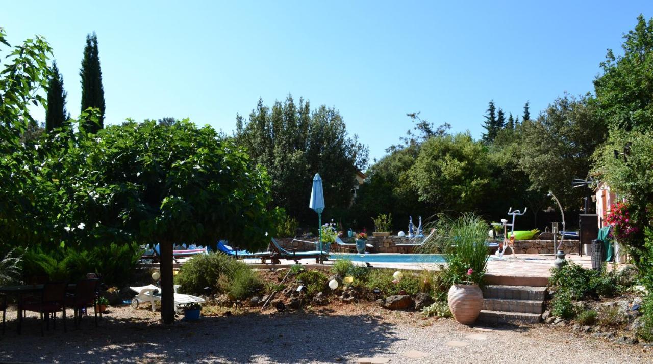 Suite 30 M2 Ideale Pour 2 Personnes Flassans-sur-Issole Dış mekan fotoğraf
