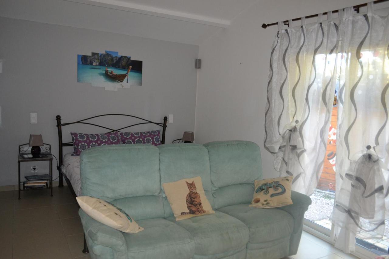 Suite 30 M2 Ideale Pour 2 Personnes Flassans-sur-Issole Dış mekan fotoğraf
